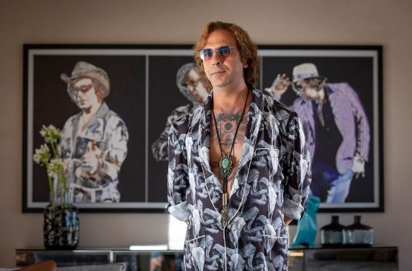 «Buen Camino», la trama e le prime immagini ufficiali del nuovo film di Checco Zalone