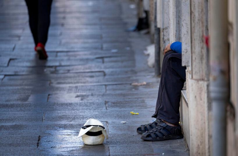 Jafor, arrivato solo dal Bangladesh in Puglia: viveva in strada, ora lavora da cuoco