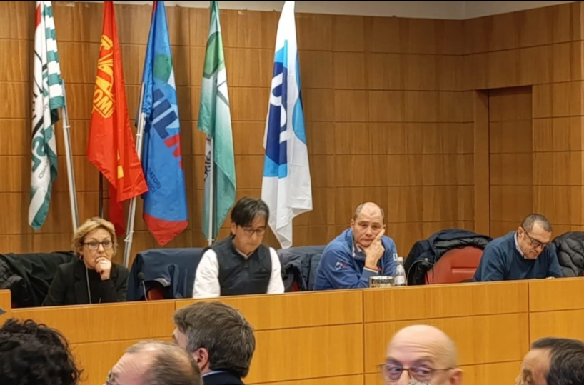 Stellantis punta dell’iceberg: ecco le altre crisi industriali