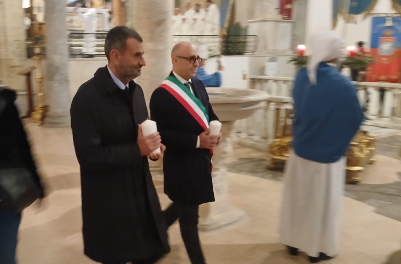 Decaro tra Ue e Atreju con il rebus della giunta