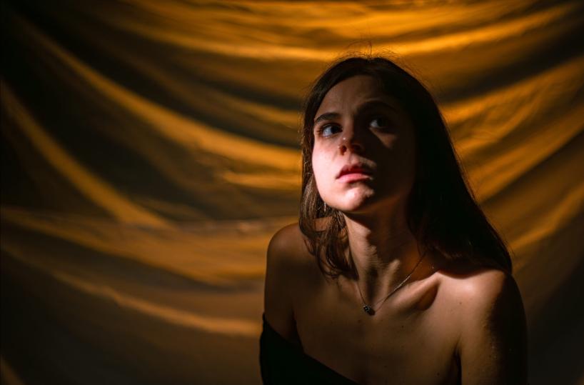 «Something is changing at home»: il debutto di Gaia Rollo è un diario sonoro che racconta il cambiamento verso l'età adulta