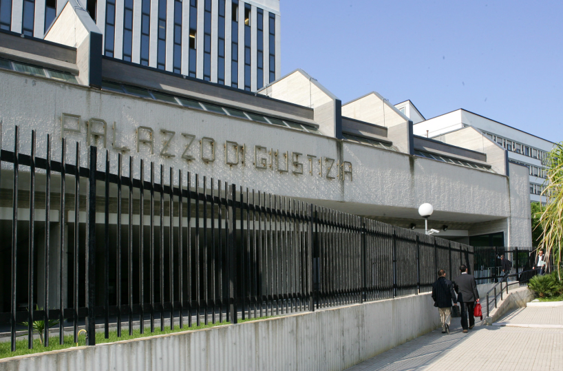 «Voi non sapete chi sono io»: estorsione agli avvocati, cliente di Ostuni finisce a processo