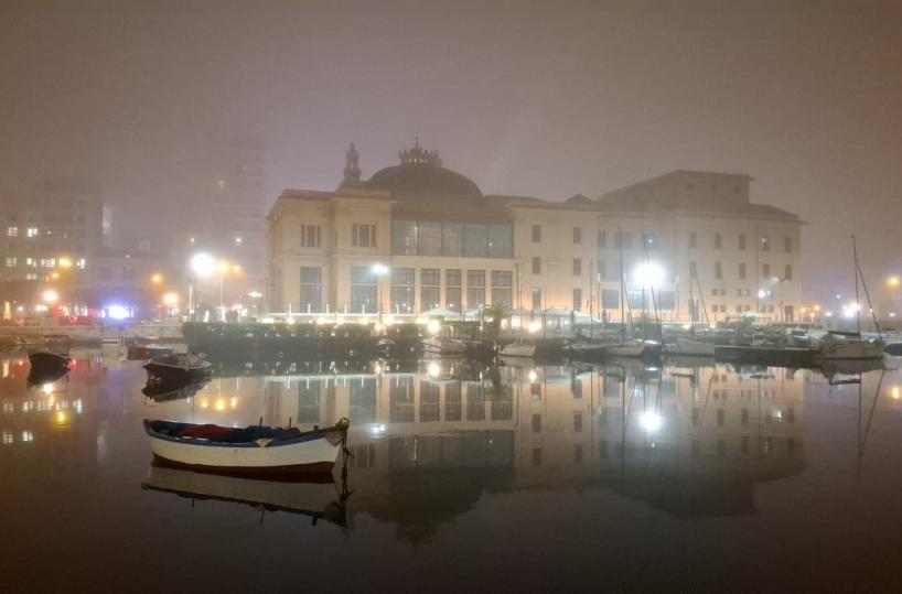 Nebbia sulla costa adriatica, voli dirottati a Bari e Brindisi