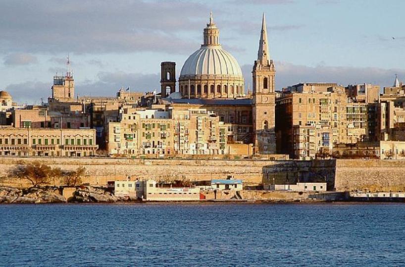 Accusati di violenza sessuale a Malta, continuano le indagini: sui cellulari nessuna immagine della serata