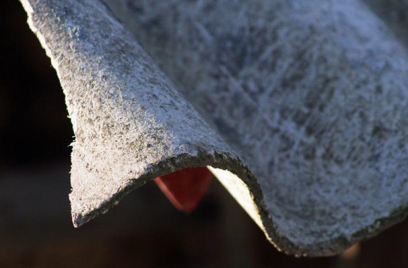 Maresciallo della marina tarantino mor&igrave; per &laquo;esposizione all'amianto&raquo;: risarcimento da 500mila euro 