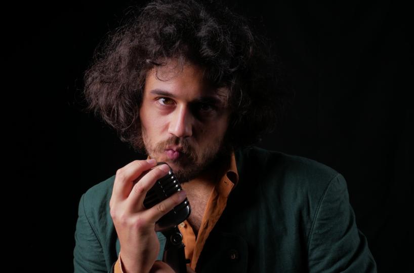 A Bari lo stand-up comedy show  con Pippo Ricciardi 