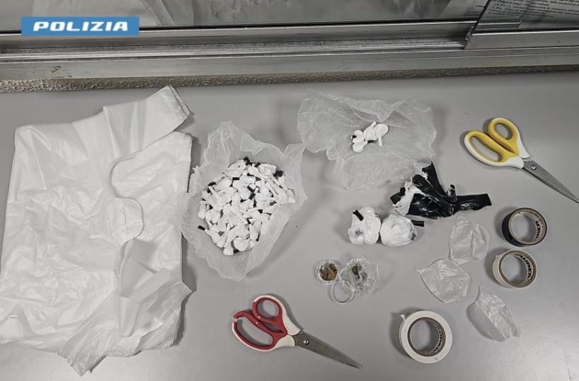 Brindisi, arrestato 30enne per spaccio di cocaina e hashish