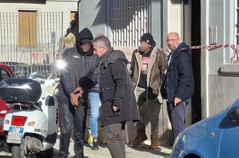 Bari, nella palazzina sgomberata dopo il crollo in via Pinto dormivano i senza tetto: interviene la polizia locale