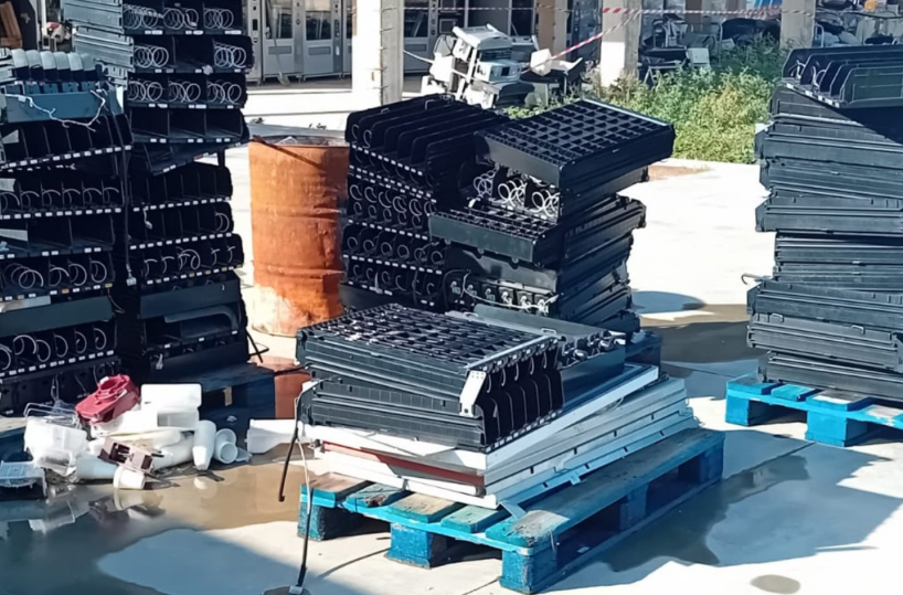 Il &laquo;cimitero&raquo; dei distributori, scatta il sequestro a Faggiano