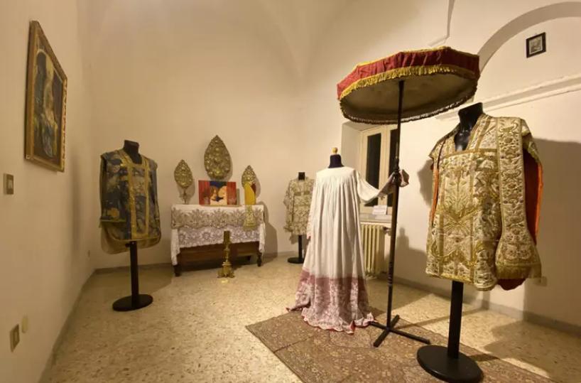 Martina Franca si veste d'arte, al via la mostra 'Le Stanze Francesi'