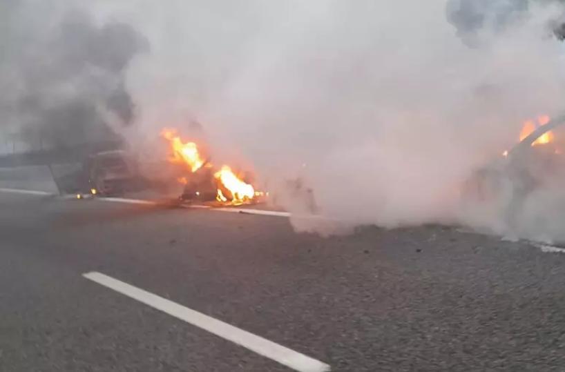 Ancora un assalto a un portavalori sull&rsquo;A14: autostrada chiusa tra Cerignola Est e A16