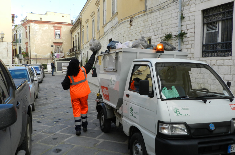 Barletta, il sindaco scrive a Decaro: &laquo;Il ciclo dei rifiuti va chiuso, la Tari &egrave; troppo esosa per i cittadini&raquo;