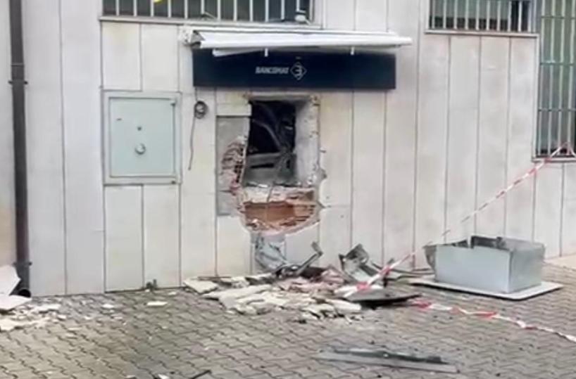 Nuovo assalto a un bancomat nel Foggiano: a Chieuti banda della marmotta colpisce banca BPM