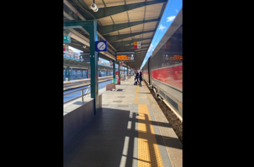Frecciarossa 9808 da Brindisi annullato nella tratta Lecce- Bari, un mex d'avviso tardivo per raggiungere l'alternativa