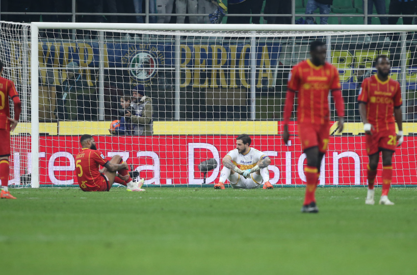 Lecce a testa altissima, l&rsquo;Inter soffre e va in fuga