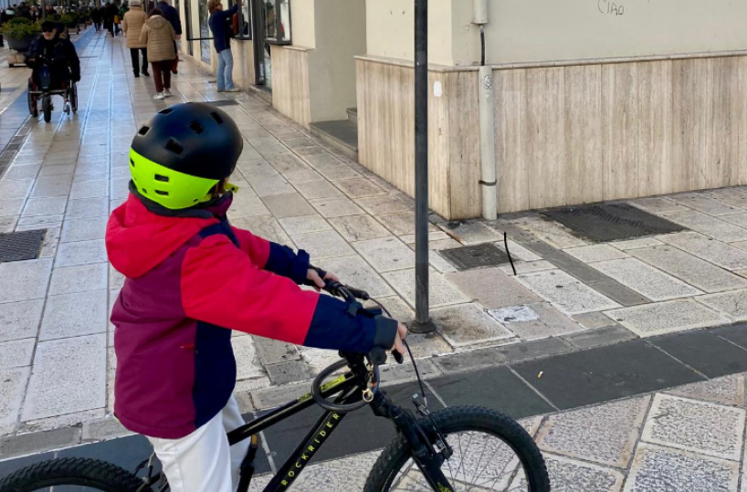 Taranto, stop biciclette in via D&rsquo;Aquino: una petizione contro il divieto  