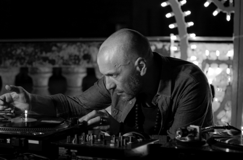 L'alba di Lamina tra le luci di Castiglione: &laquo;In un lampo il giorno&raquo; &egrave; il nuovo album tra memorie in vinile ed echi di underground