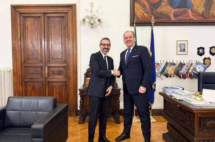 Puglia, l'assessore Paolicelli incontra il sottosegretario La Pietra: ipotesi commissario per Xylella