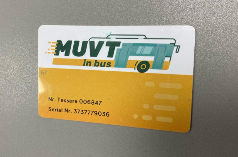 &laquo;Muvt&raquo;, la mancata rivoluzione digitale:  in coda allo sportello per rinnovare l&rsquo;abbonamento