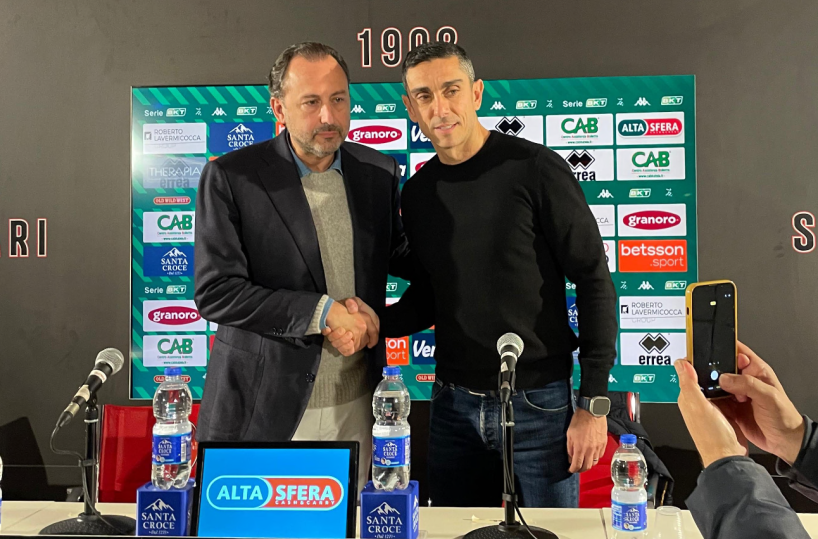 Bari, De Laurentiis:  &laquo;I tifosi ci diano una mano. Salviamo la serie B, poi penseremo al futuro&raquo;