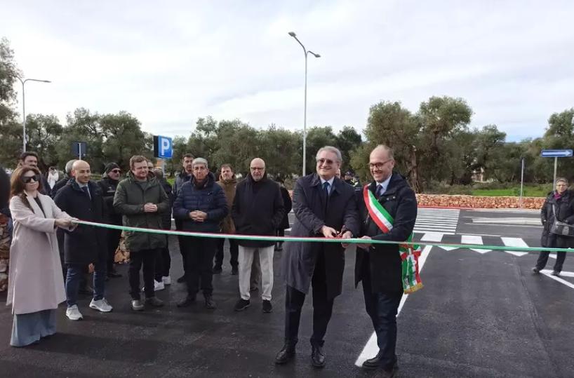Giochi del Mediterraneo, inaugurata a Fasano area  con parcheggio e bretella per il palasport