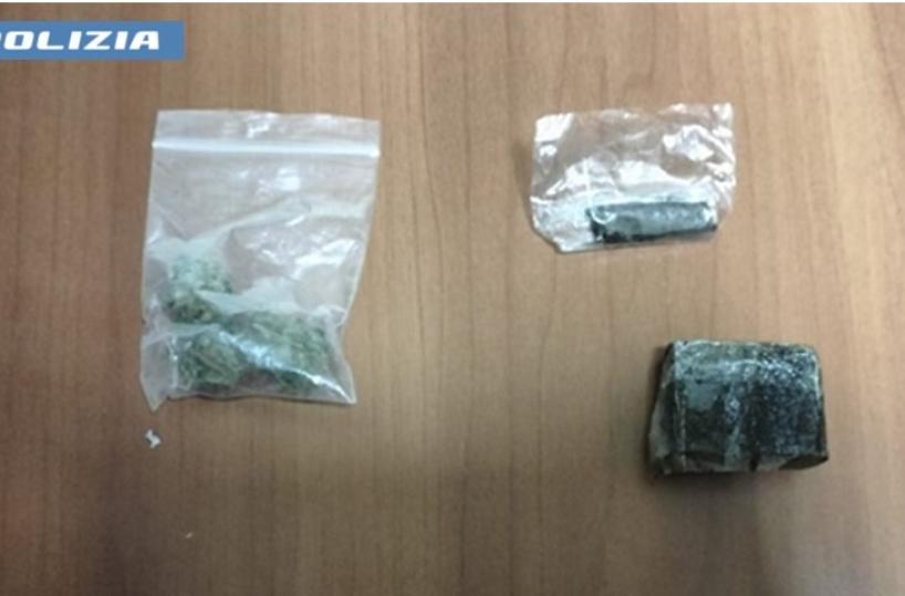 Taranto, arrestato 43enne per detenzione di droga ai fini di spaccio