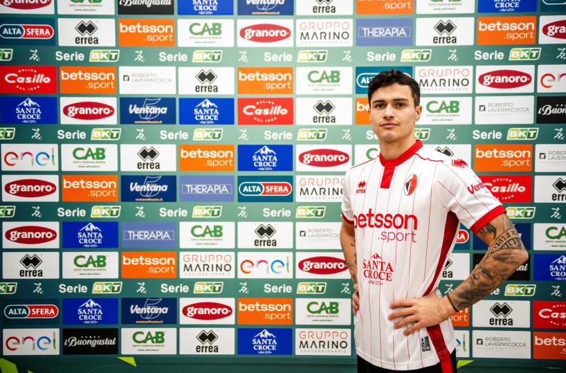 Bari, torna il difensore Mantovani. Dal Mantova arriva anche Artioli