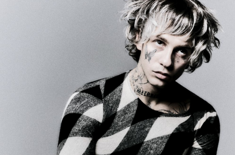 Conflitti interiori e profonde introspezioni: il lucano Chiello debutta a Sanremo e anticipa i temi dell'album &laquo;Agonia&raquo;