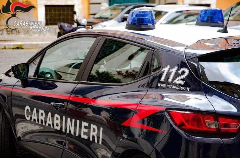 Potenza, in quattro mesi mette a segno sette furti notturni: arrestato ladro seriale 59enne