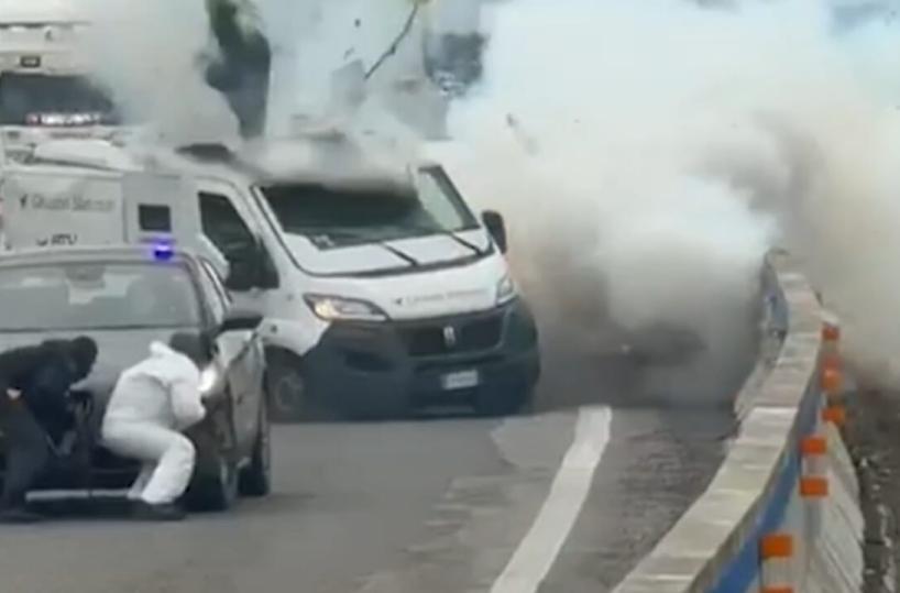 Assalto al portavalori nel Brindisino, nel blindato stipati 6 milioni di euro: &egrave; caccia ai complici dei due foggiani fermati