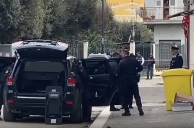 Cerignola, resta ai domiciliari l'86enne che spar&ograve; contro a dipendente farmacia e si barric&ograve; in casa