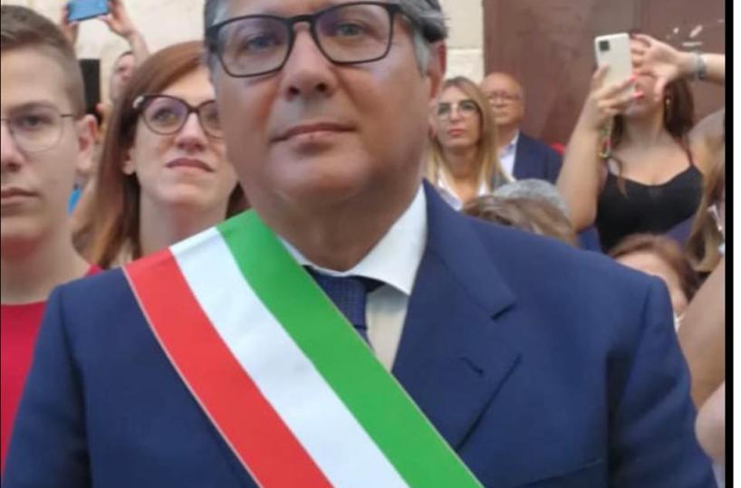Malore mentre &egrave; a Palazzo di citt&agrave;: ricoverato al Perrino il sindaco di Ceglie Messapica