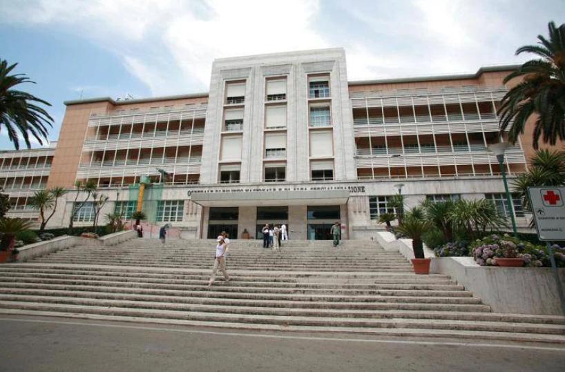 Bambino trapiantato con cuore danneggiato a Napoli, la mamma: &laquo;C'&egrave; sempre speranza, mio figlio &egrave; un guerriero&raquo;