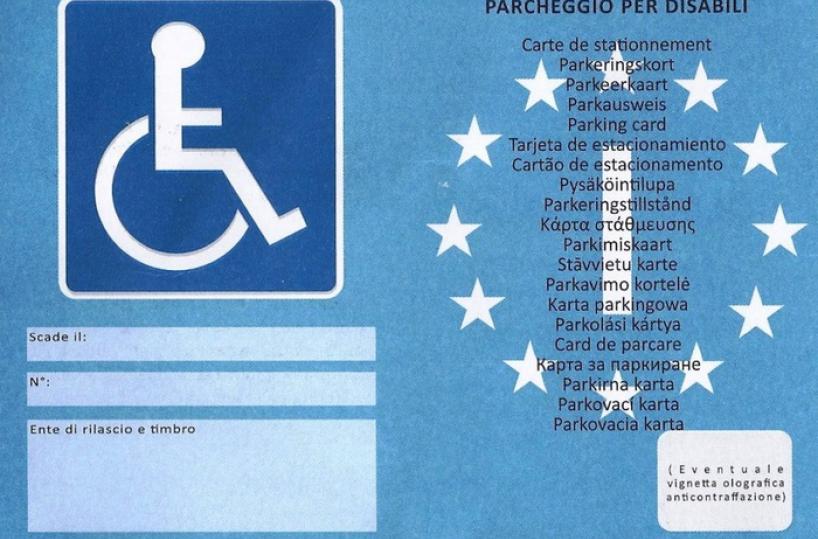 A Mola di Bari i &laquo;furbetti&raquo; del pass disabili: uno su tre &egrave; usato illegalmente