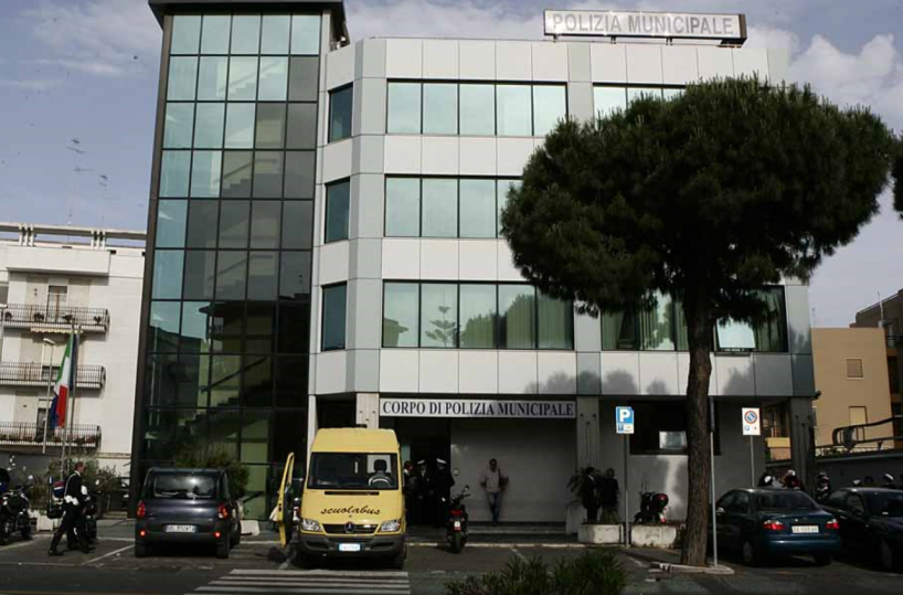 Lecce, il comando della polizia locale resta in affitto: anche quest'anno il Comune pagher&agrave; 85mila euro 