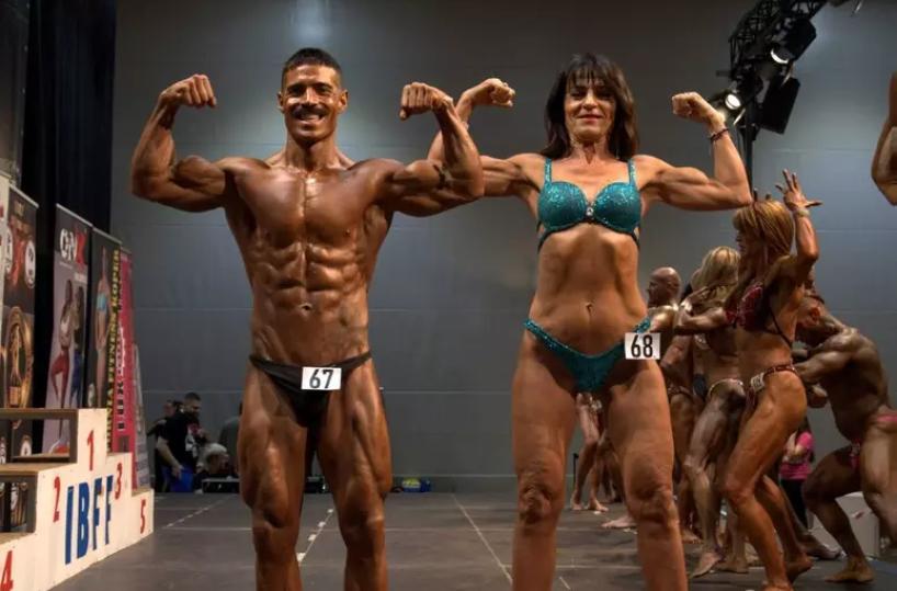 Bodybuilding, passione di famiglia: mamma e figlio dal Potentino al tetto del mondo