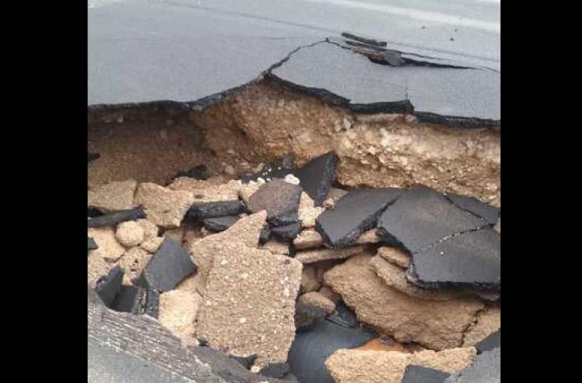 &laquo;C'&egrave; una voragine in strada all'interno dell'ex Ilva&raquo;: l'allarme dei sindacati a Taranto