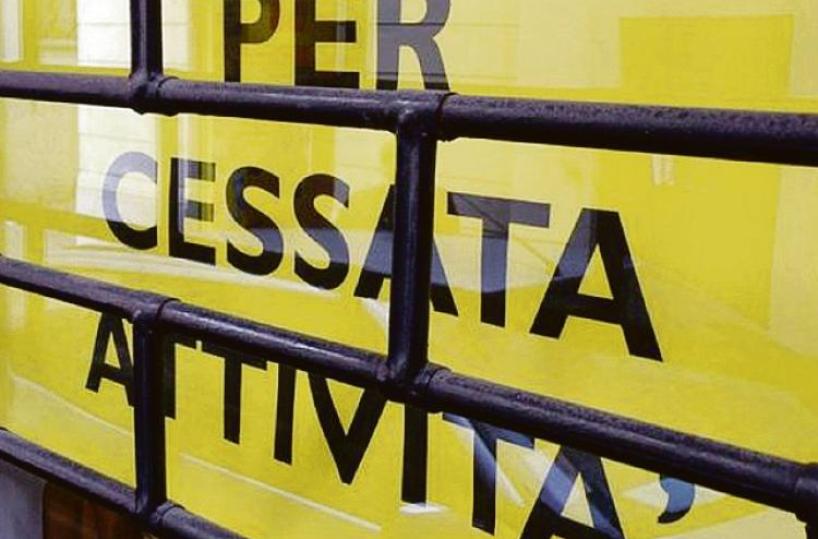 Negozi chiusi, b&b aperti: ecco il crollo degli esercizi commerciali. A Bari i numeri peggiori di Puglia e Basilicata