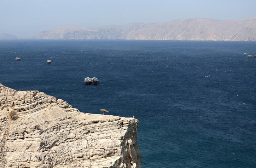Conflitto in Medioriente, lo stretto di Hormuz nuovo centro del mondo