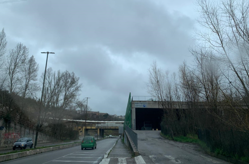 Potenza e la scala mobile &laquo;Santa Lucia&raquo; &ldquo;Santa Lucia&rdquo; del Ponte attrezzato: &egrave; l&rsquo;ora dell&rsquo;energia solare?