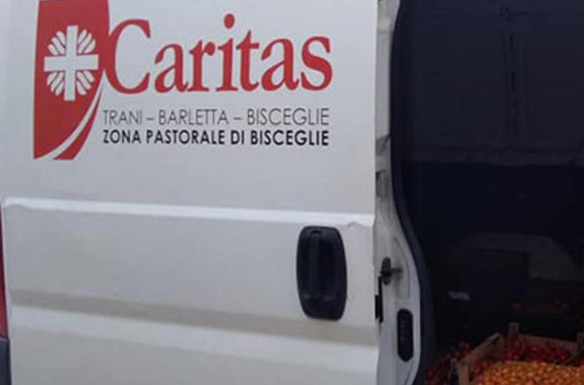 Rubano il cibo della colletta alimentare dalla Caritas di Bisceglie: &laquo;Uno schiaffo a chi si impegna ad aiutare&raquo;