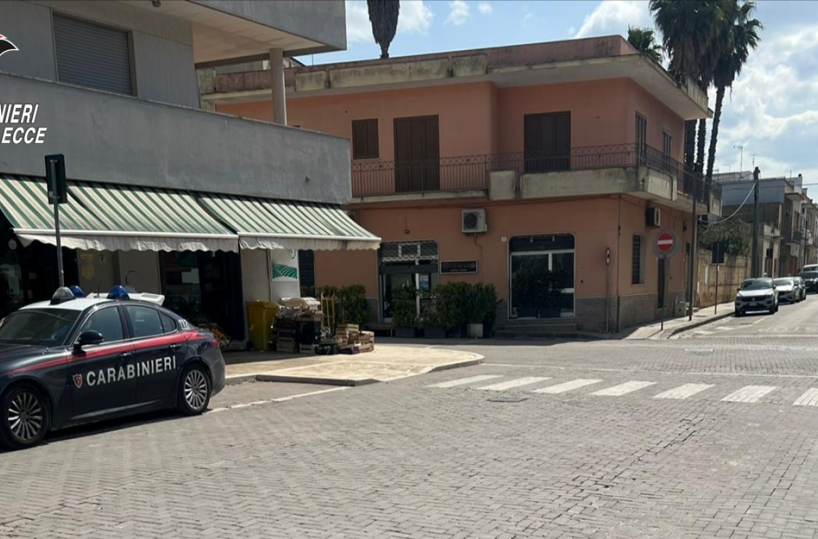 Lecce, investe una donna incinta mentre attraversa sulle strisce pedonali e scappa: denunciato 41enne 