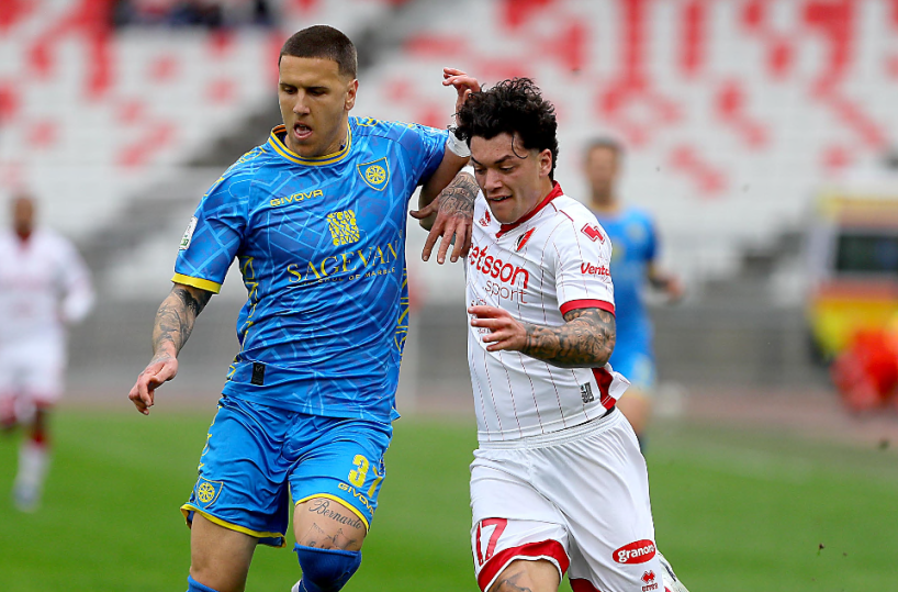 Bari, il tempo &egrave; scaduto: restano i soliti vizi e difetti. Una squadra che non &egrave; mai &laquo;nata&raquo;