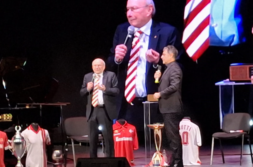 La &laquo;voce&raquo; di Michele Salomone,  50 anni al fianco del Bari