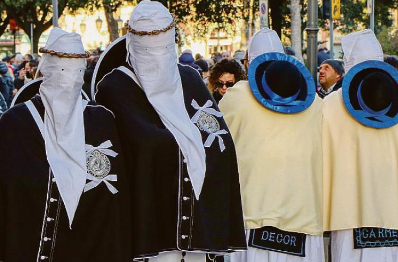 Cominciano i riti della Settimana Santa.  A Taranto &egrave; il giorno delle &laquo;gare&raquo; per simboli e statue