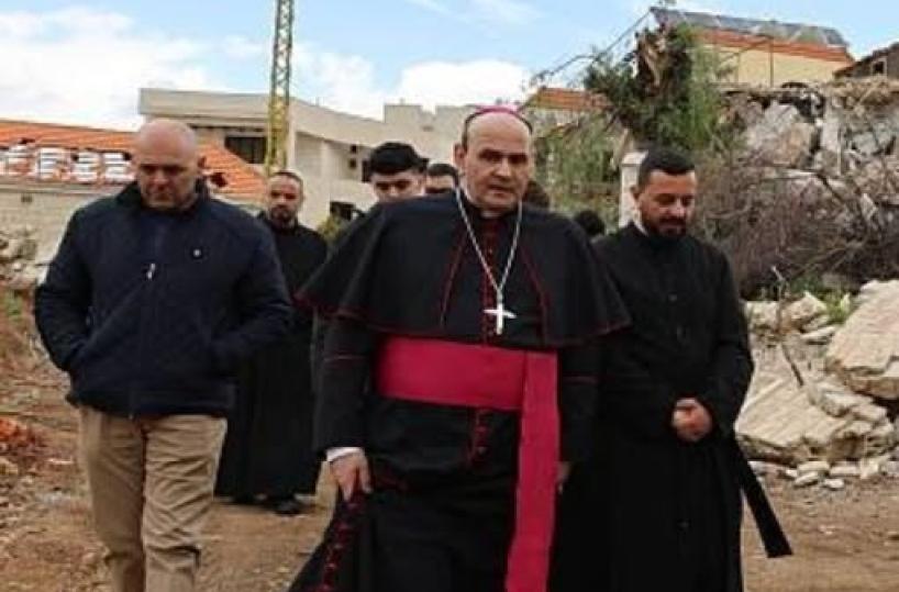 Chi &egrave; mons. Borgia, il pugliese alla guida del convoglio umanitario bloccato in Libano: i tir della missione colpiti da spari