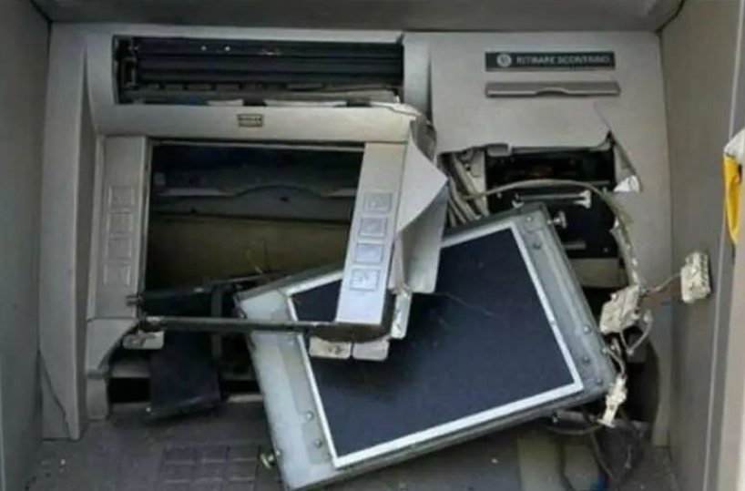 Assalto al bancomat a Torricella: la tecnica della marmotta non funziona,  banda in fuga senza bottino