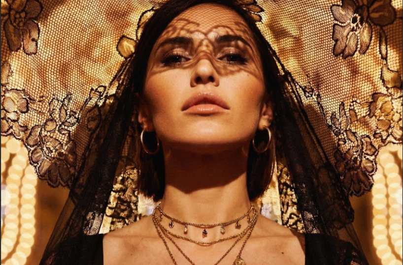 Famiglia, radici, identit&agrave;: il &laquo;Sacro&raquo; Sud di Serena Brancale