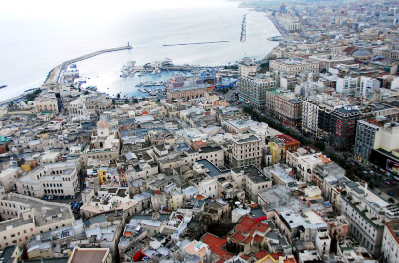 Bari &egrave; citt&agrave; da vivere tra ironia e sentimento