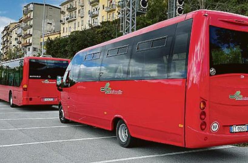 Trasporto urbano a Potenza, la Regione attacca il Comune: &laquo;Abbiamo autorizzato a firmare il contratto con Miccolis&raquo;